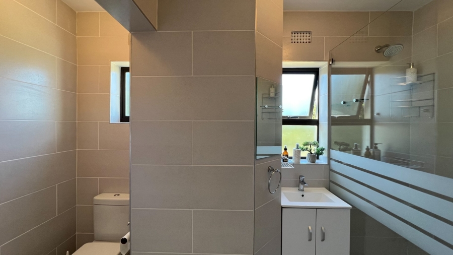 To Let 2 Bedroom Property for Rent in Old Place Western Cape